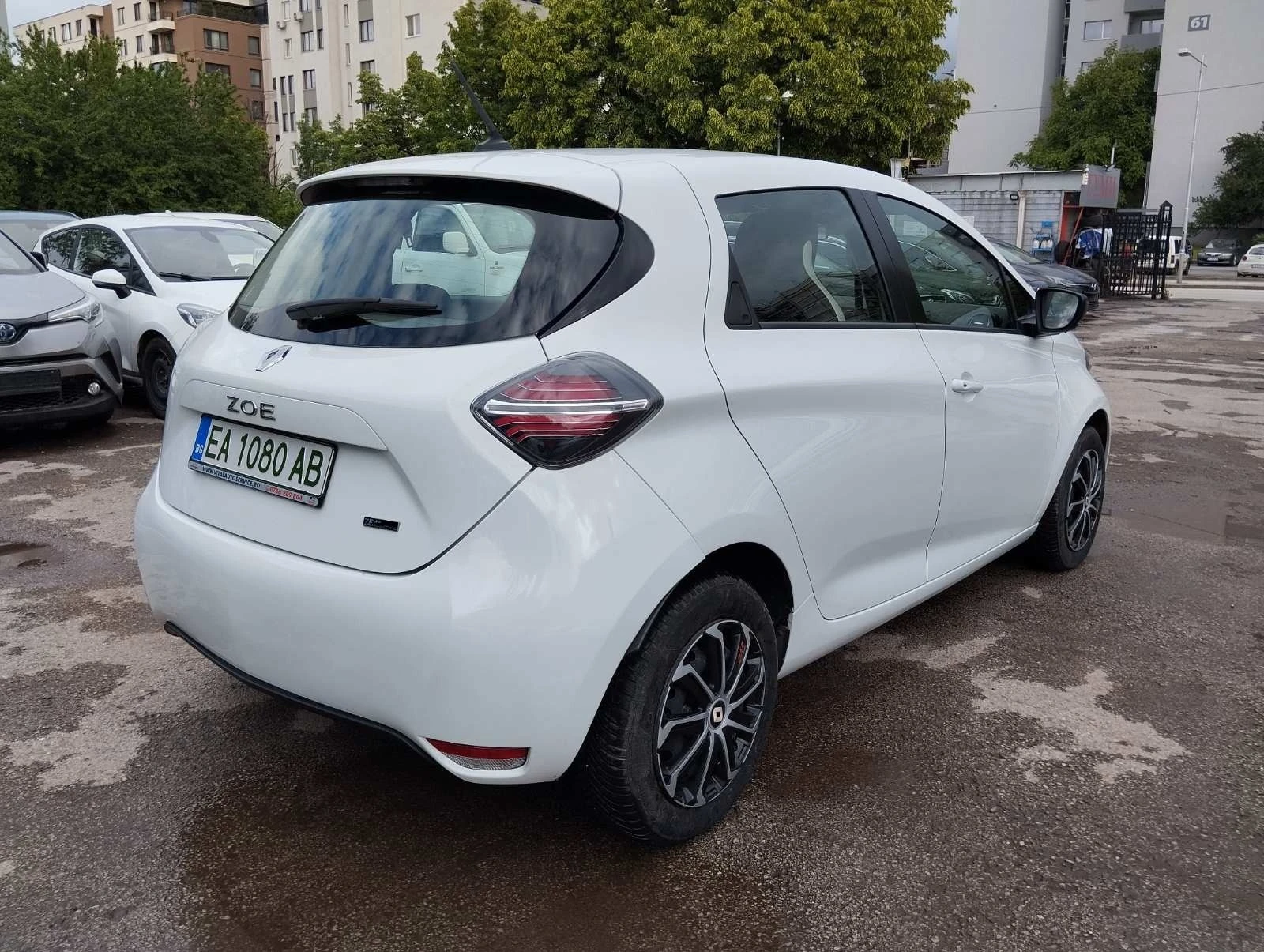 Renault Zoe  - изображение 4