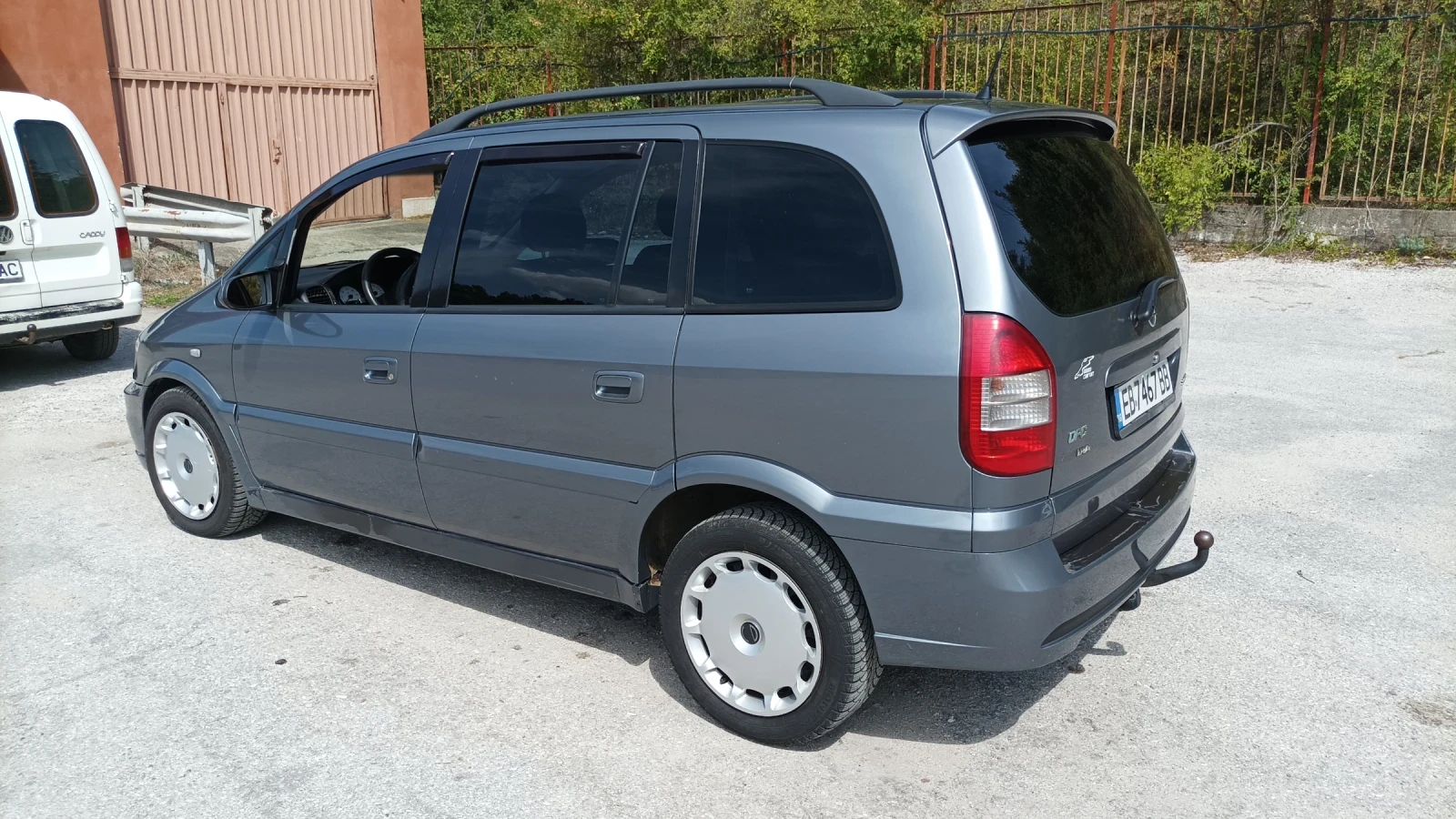 Opel Zafira 2.2 DTH - изображение 3