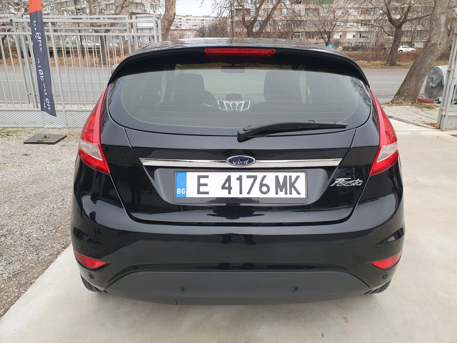 Ford Fiesta 1.4/97кс - изображение 6