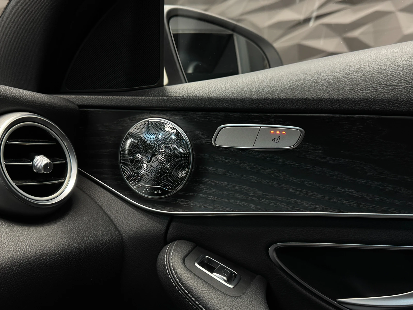 Mercedes-Benz C 350 e AMG Line Burm* Camera*  | Mobile.bg   13