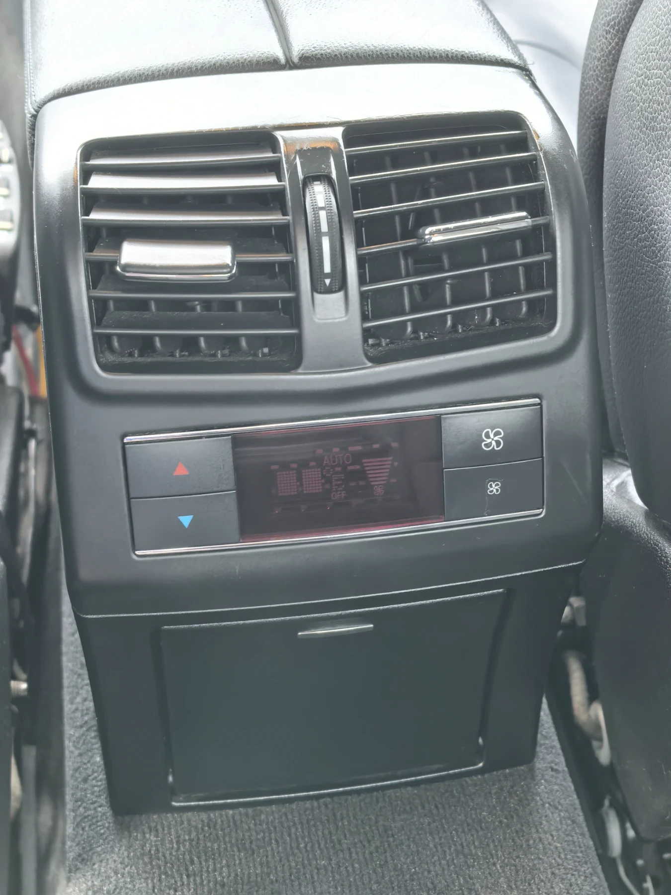 Mercedes-Benz E 350 3.5 - изображение 9