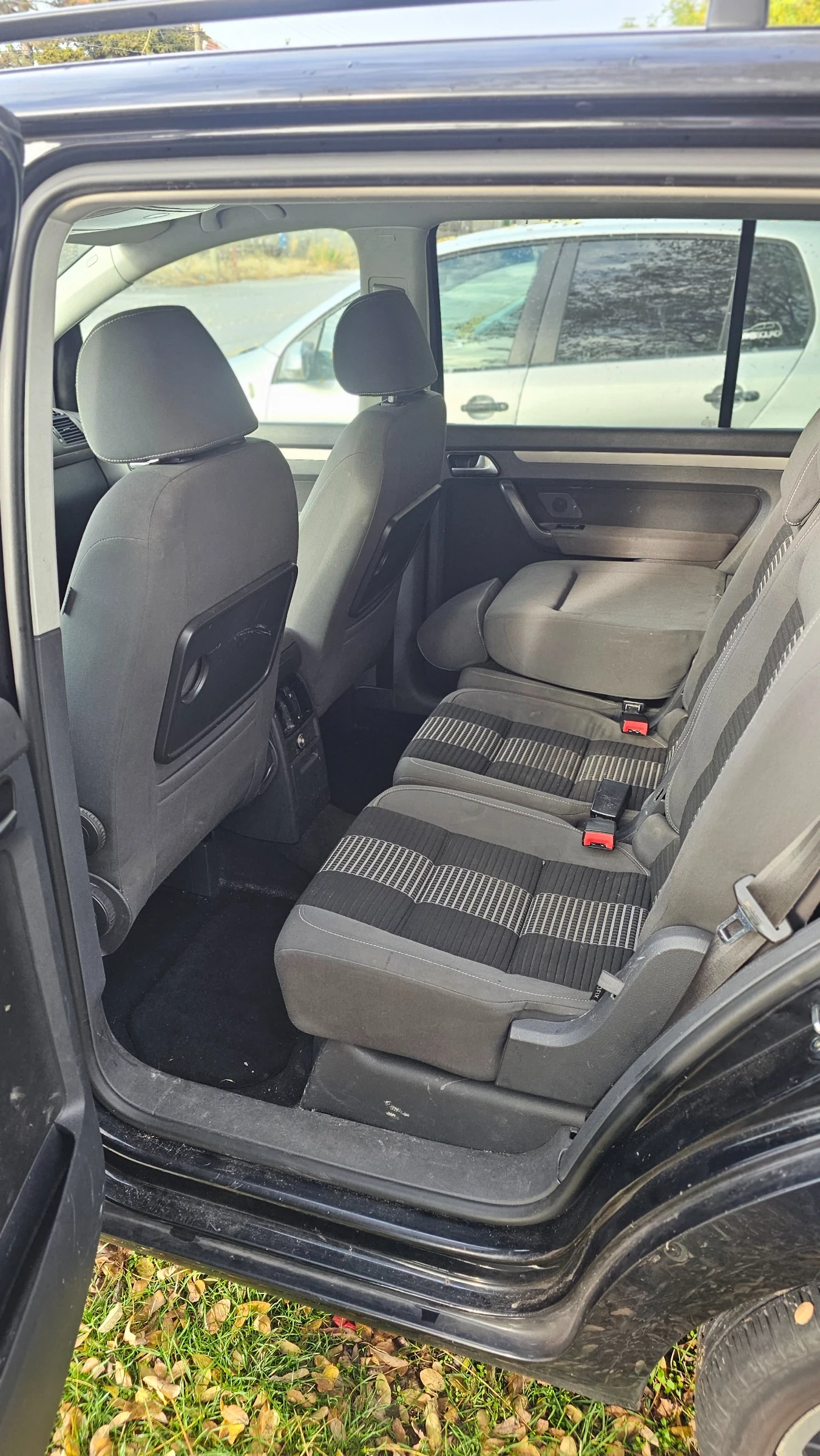 VW Touran  - изображение 7