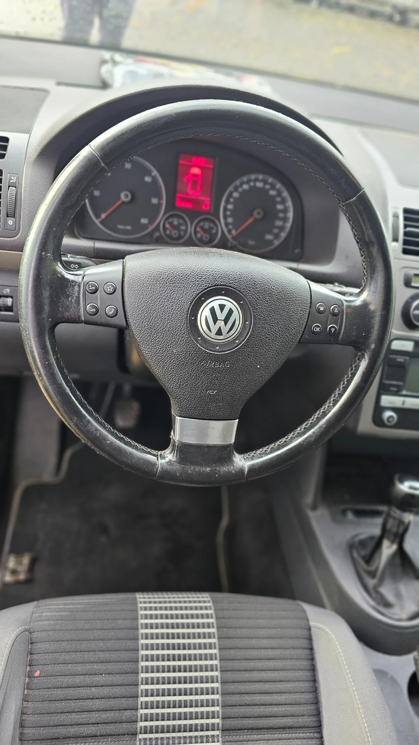 VW Touran  - изображение 2