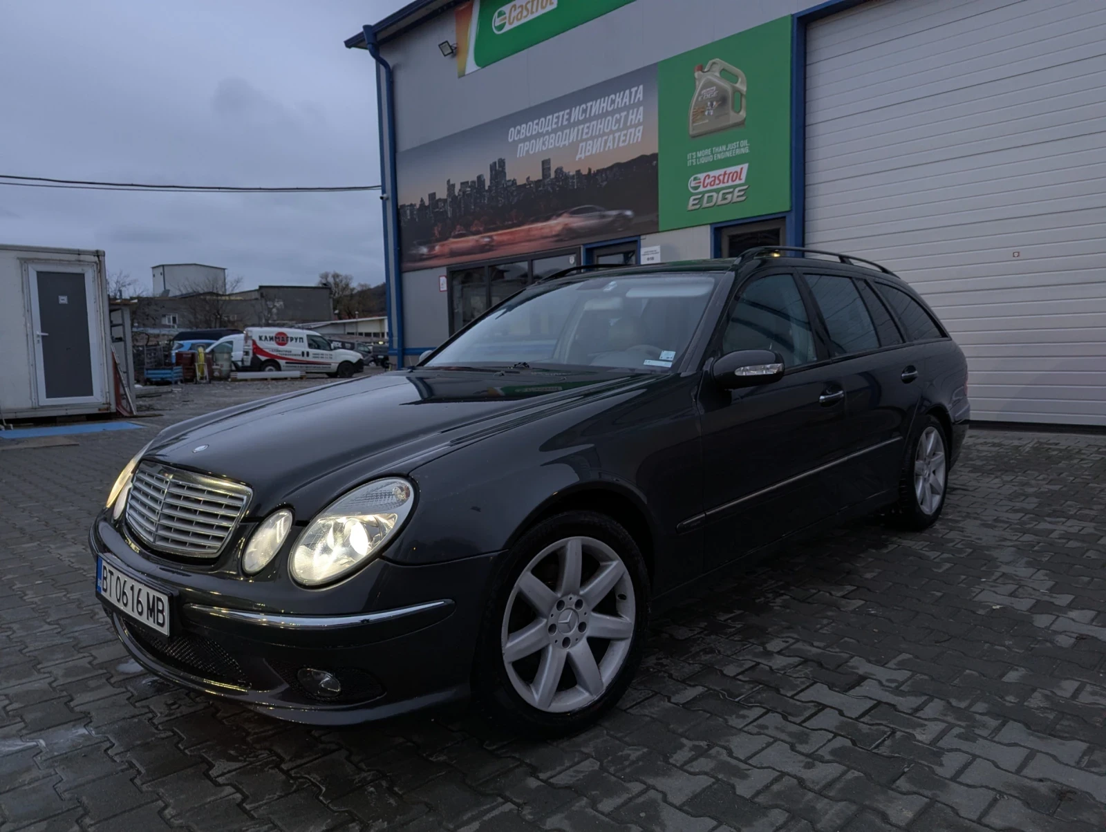 Mercedes-Benz E 220 | Mobile.bg   1