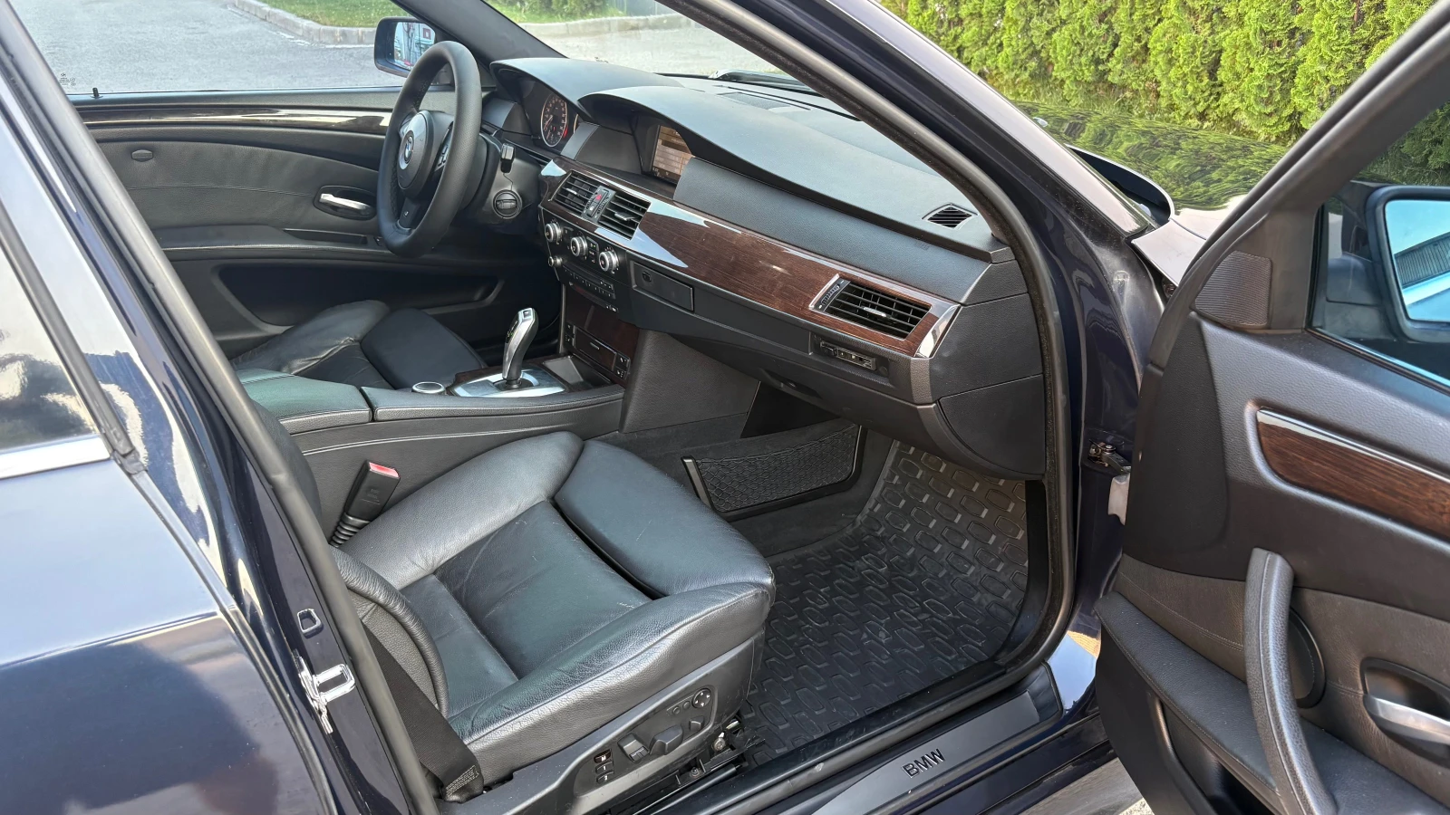 BMW 530 M-PACKET-FACE, снимка 13 - Автомобили и джипове - 52620992