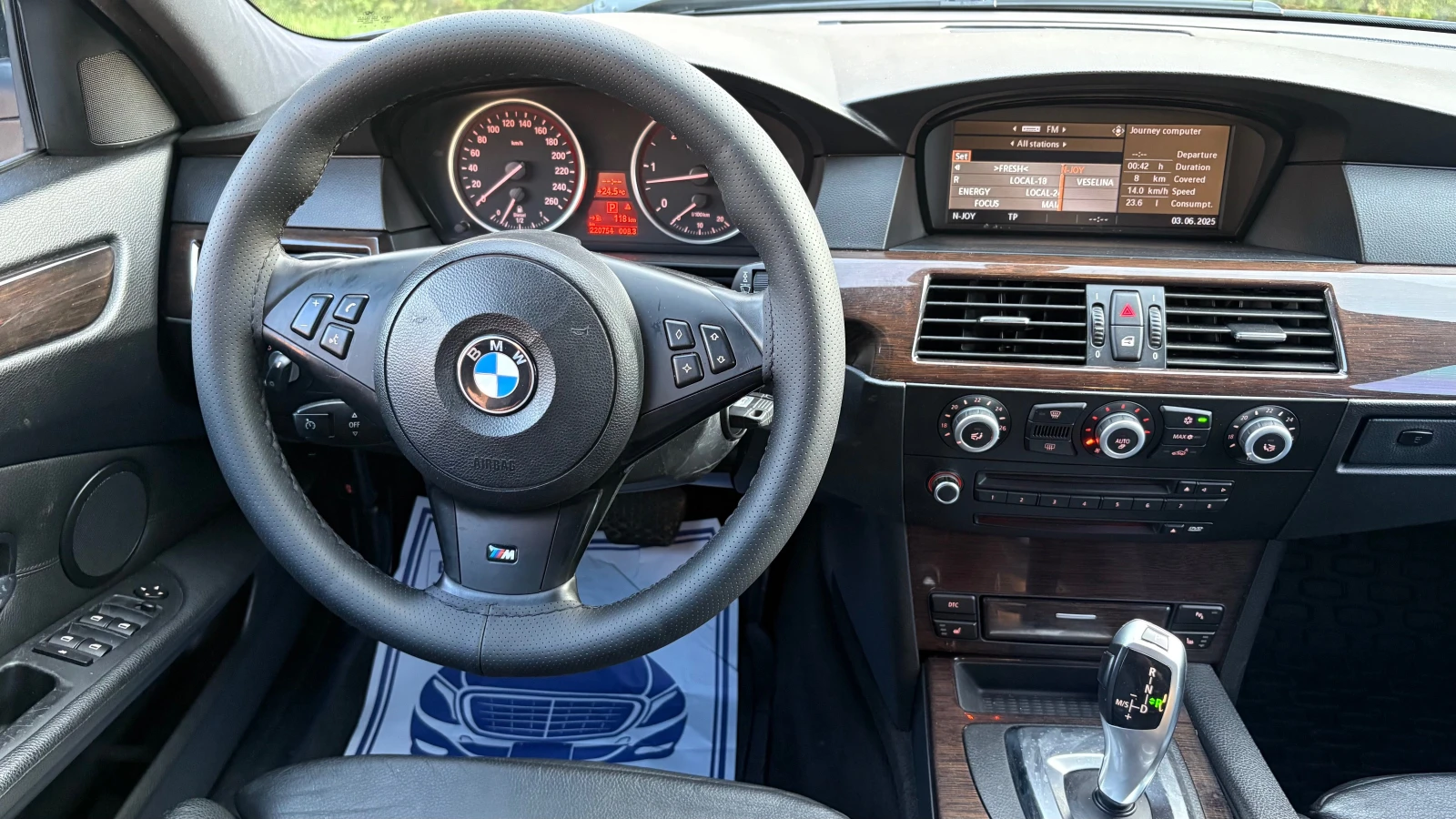 BMW 530 M-PACKET-FACE, снимка 12 - Автомобили и джипове - 52620992