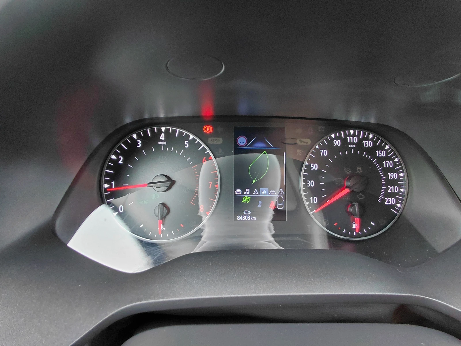 Renault Captur 1.0TCe/91к.с /Газ/Бензин/Equilibre - изображение 10