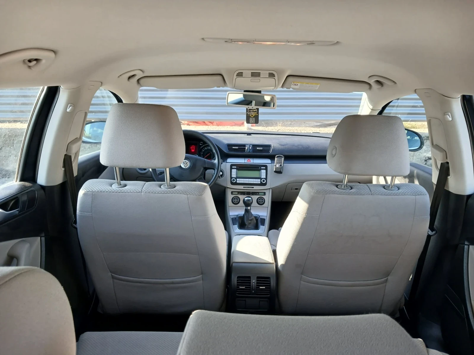 VW Passat 2.0 TDI, снимка 8 - Автомобили и джипове - 53840843