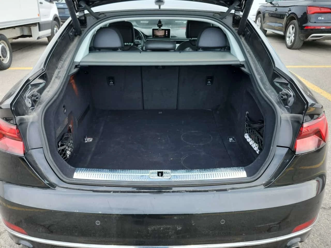 Audi A5 45TFSI * PROGRESSIV * CARFAX * Панорама * , снимка 13 - Автомобили и джипове - 54038509