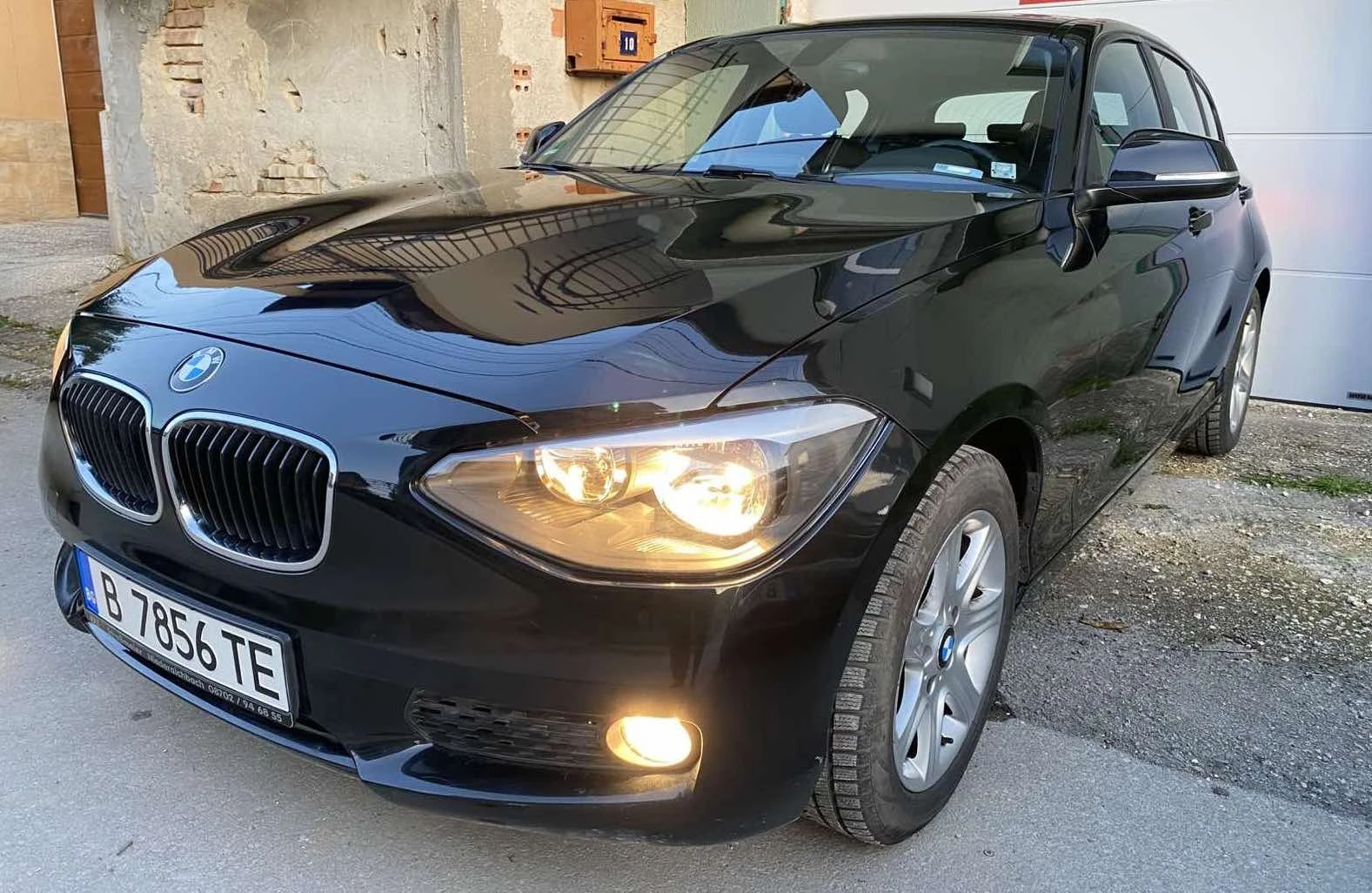 BMW 118 i, снимка 2 - Автомобили и джипове - 54192274