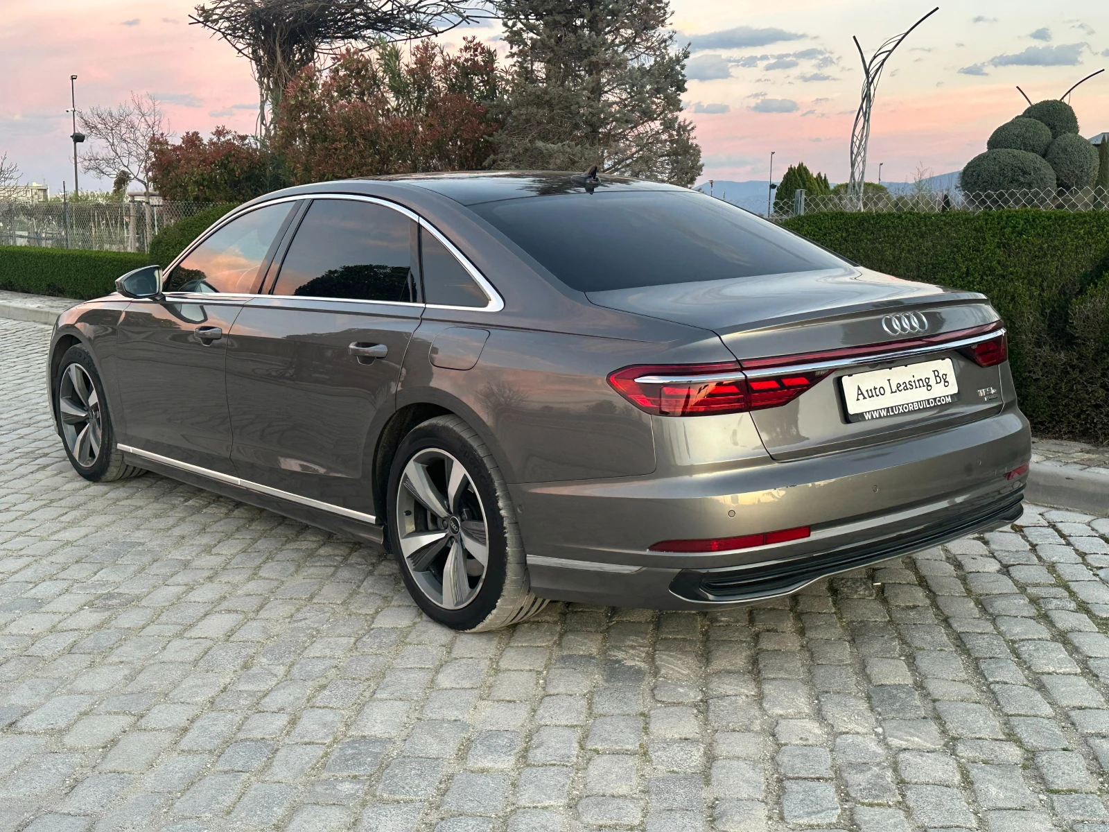 Audi A8 60 TFSIe* LONG* 3xTV* B&O* PANO* MASSAGE* CHAUFFEU, снимка 4 - Автомобили и джипове - 54197789