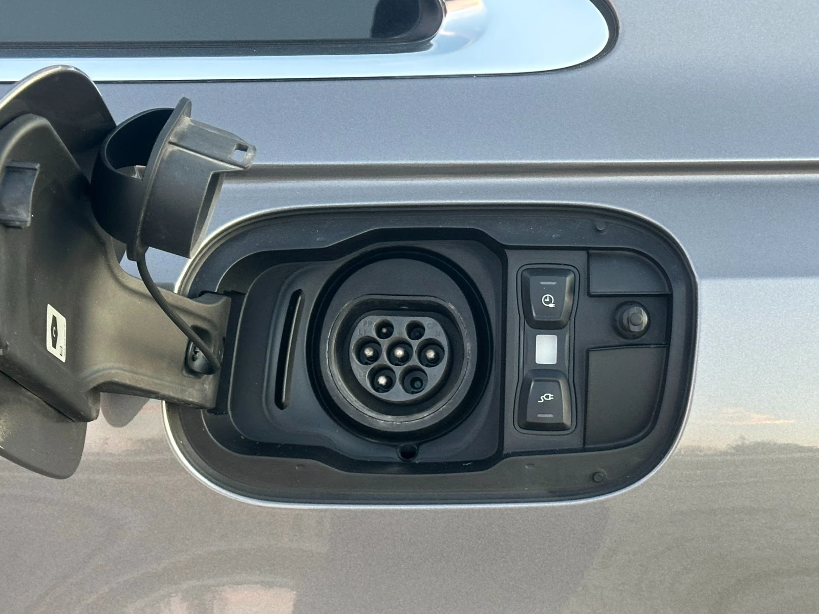 Audi A8 60 TFSIe* LONG* 3xTV* B&O* PANO* MASSAGE* CHAUFFEU, снимка 17 - Автомобили и джипове - 54197789