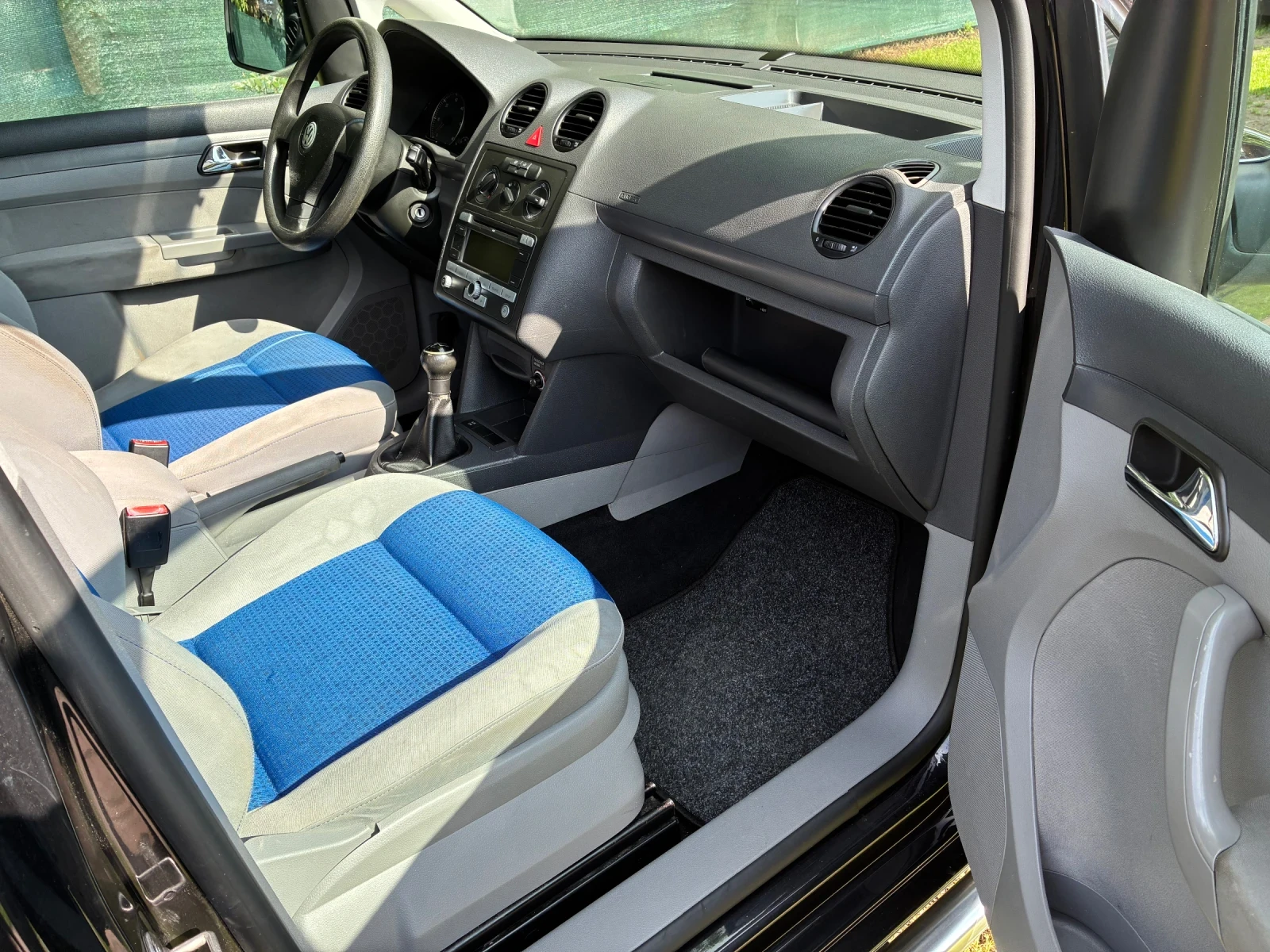 VW Caddy LiFE КЛИМАТИК, снимка 16 - Автомобили и джипове - 54658600