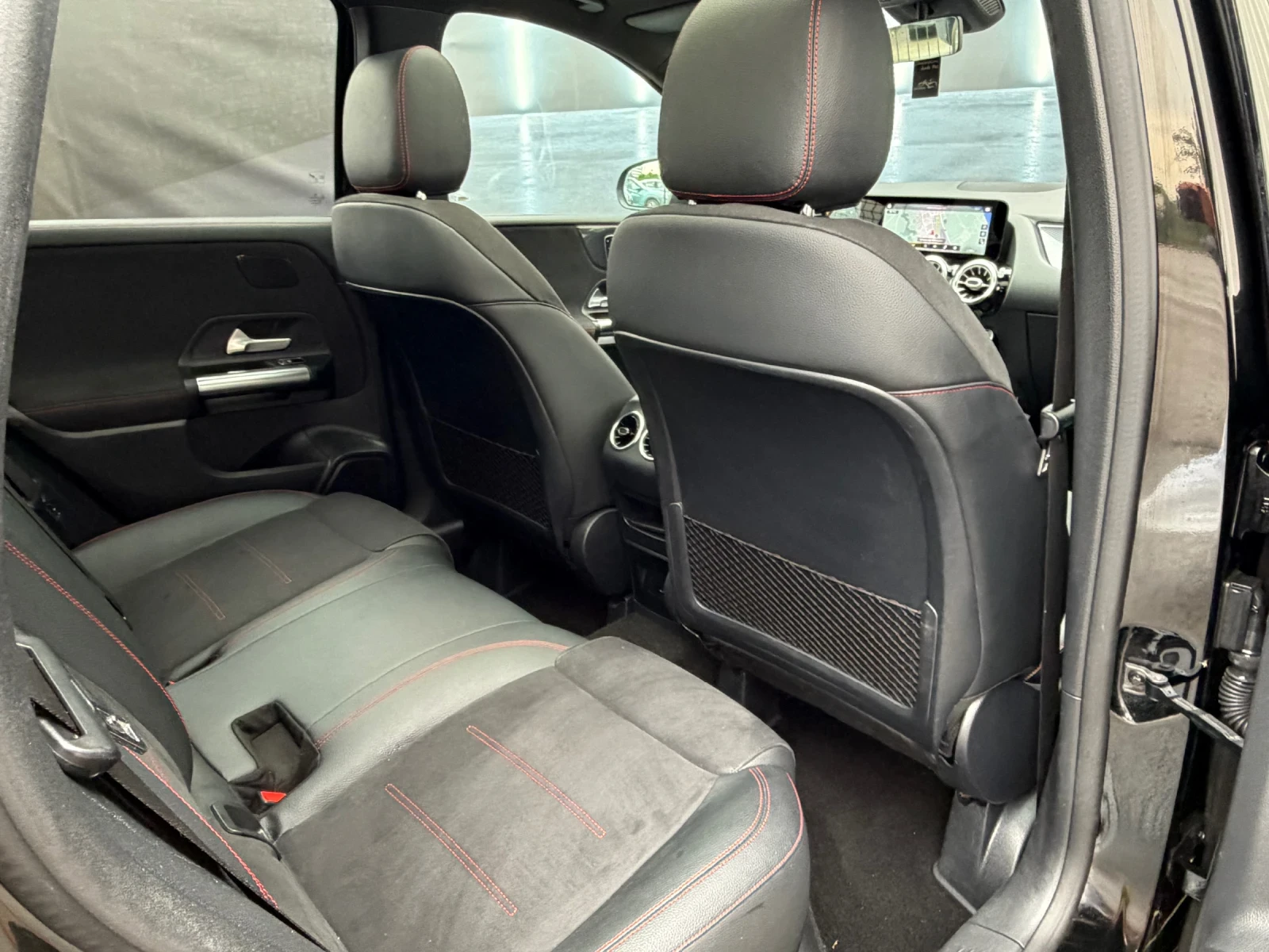 Mercedes-Benz B 200 AMG Line, снимка 15 - Автомобили и джипове - 55217284