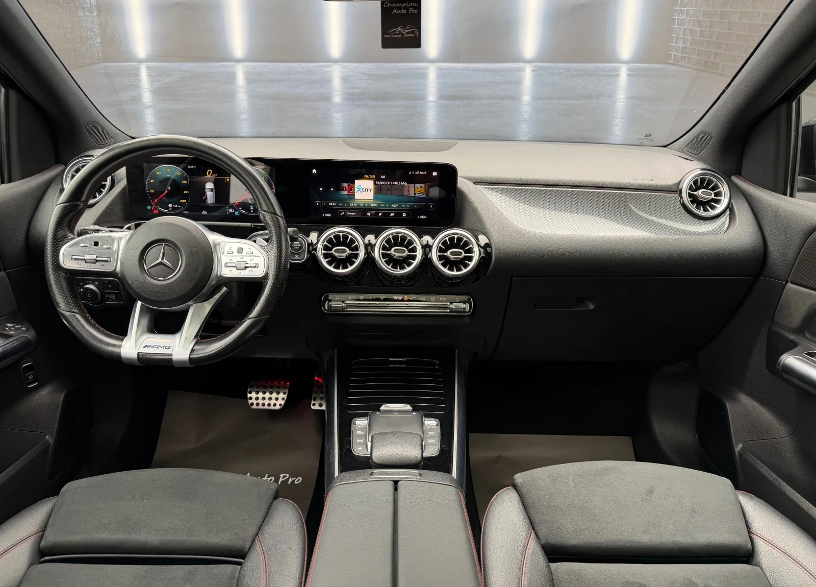 Mercedes-Benz B 200 AMG Line, снимка 10 - Автомобили и джипове - 55217284