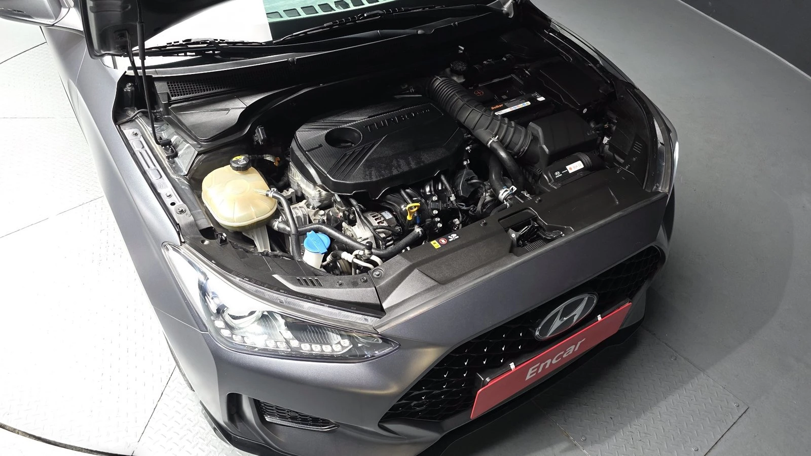 Hyundai Veloster  1.6 Turbo* ЛЮК* HUD* KEYLESS* ПОДГРЕВ ВОЛАН* КРАЙН, снимка 6 - Автомобили и джипове - 55318948