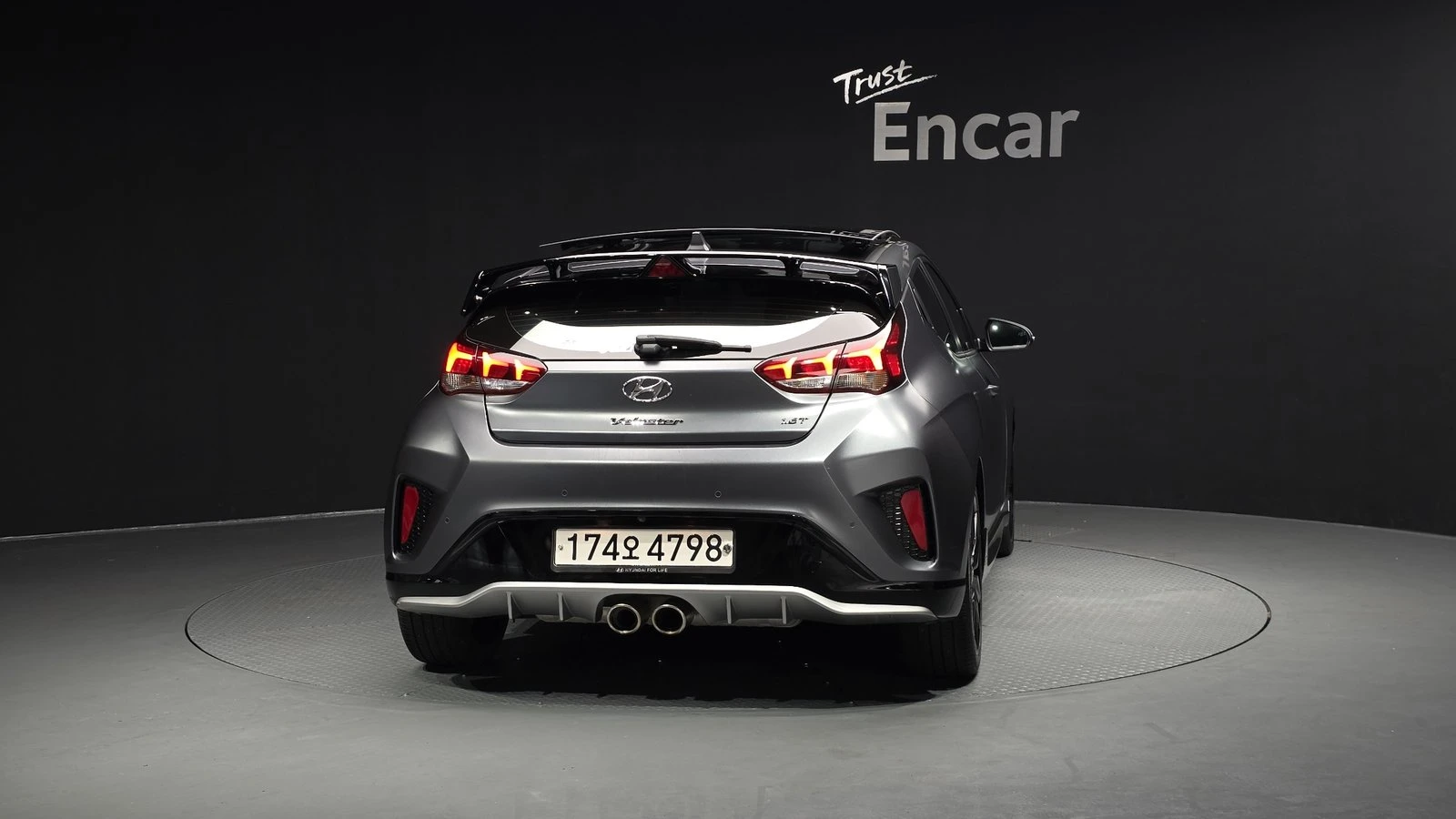 Hyundai Veloster  1.6 Turbo* ЛЮК* HUD* KEYLESS* ПОДГРЕВ ВОЛАН* КРАЙН, снимка 4 - Автомобили и джипове - 55318948