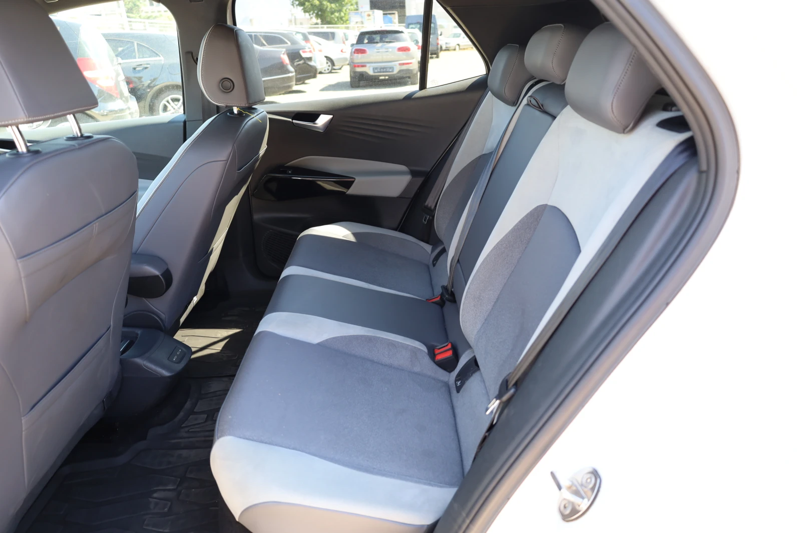 VW ID.3 1ST FULL | Mobile.bg � ����������� 13