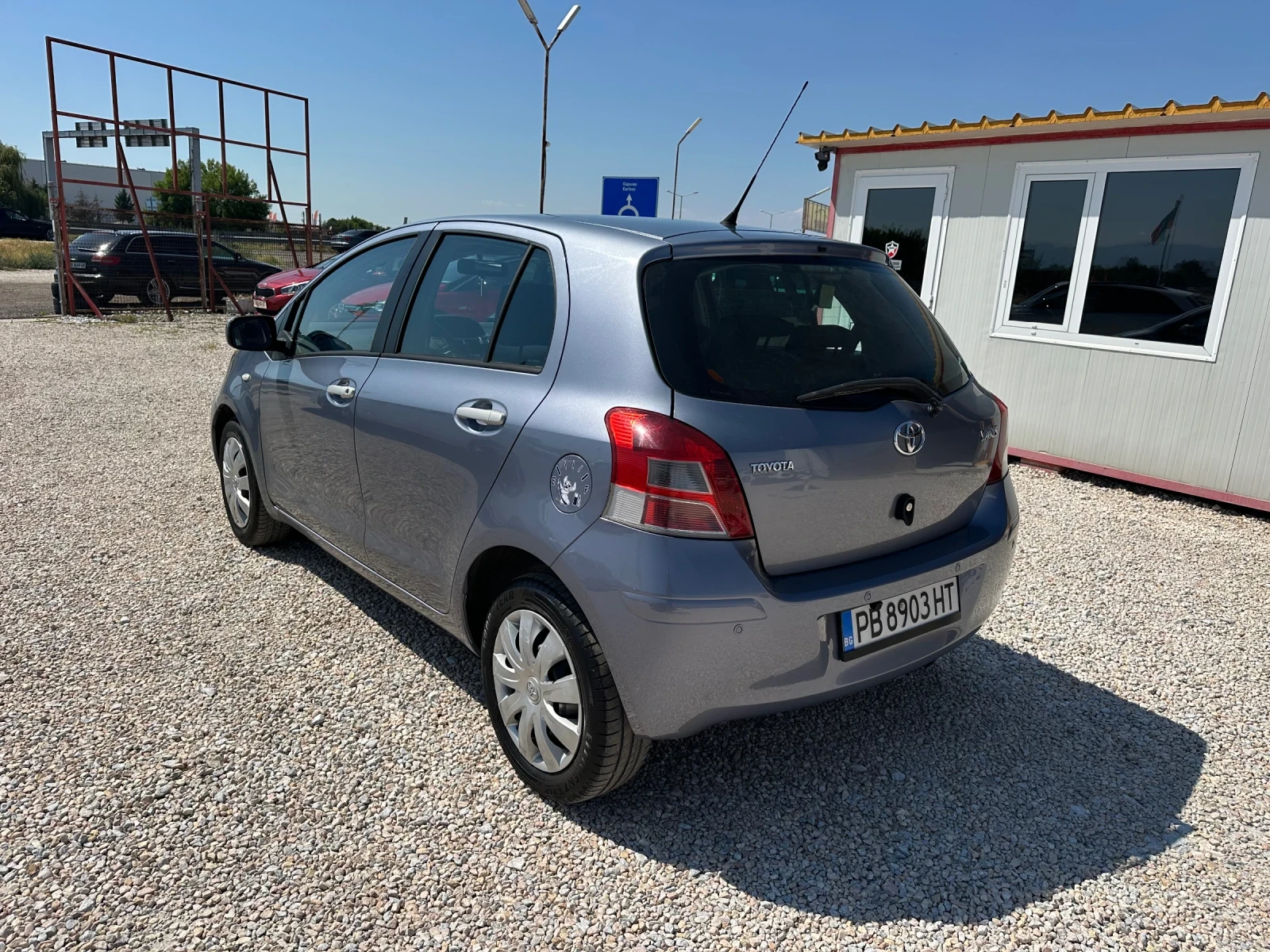 Toyota Yaris 1.3i 100�� ������� | Mobile.bg � ����������� 3