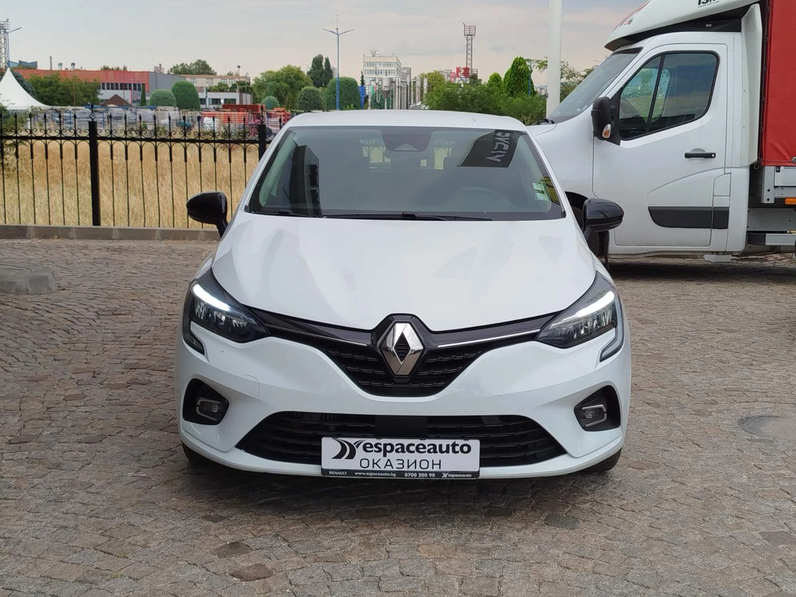 Renault Clio 1.0 TCe/ 91 к.с., снимка 2 - Автомобили и джипове - 55787363