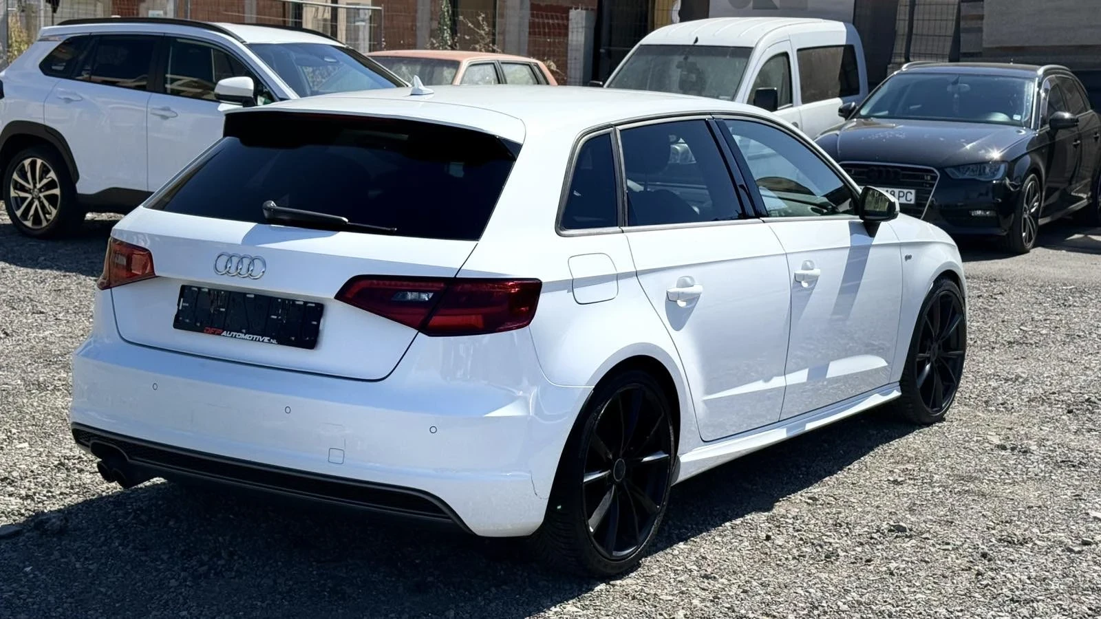 Audi A3 1.8 tfsi Sportback S-line , снимка 5 - Автомобили и джипове - 56273009
