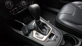 Jeep Cherokee 3.2* ПОДГРЕВ ВОЛАН* КРАЙНА ЦЕНА, снимка 9