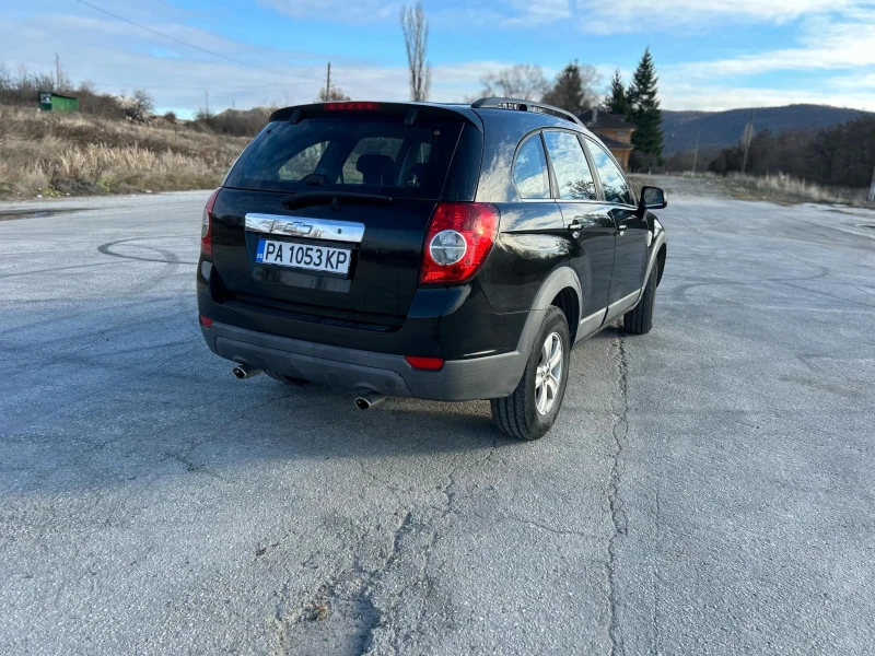 Chevrolet Captiva, снимка 6 - Автомобили и джипове - 48110778