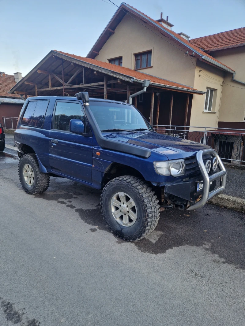 Mitsubishi Pajero, снимка 1 - Автомобили и джипове - 48200544