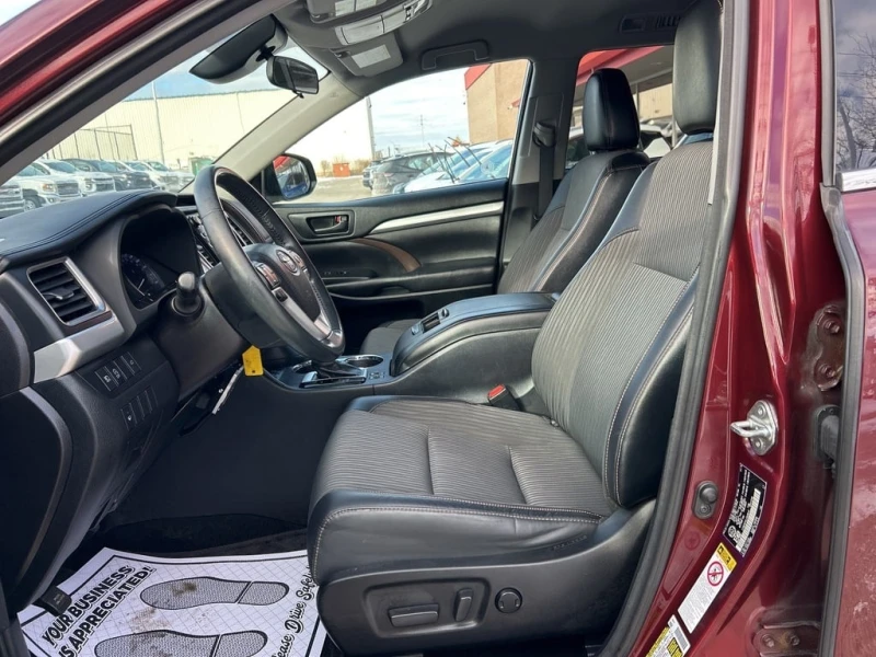 Toyota Highlander * AWD LE PLUS* ФИНАНСИРАНЕ , снимка 9 - Автомобили и джипове - 52707734