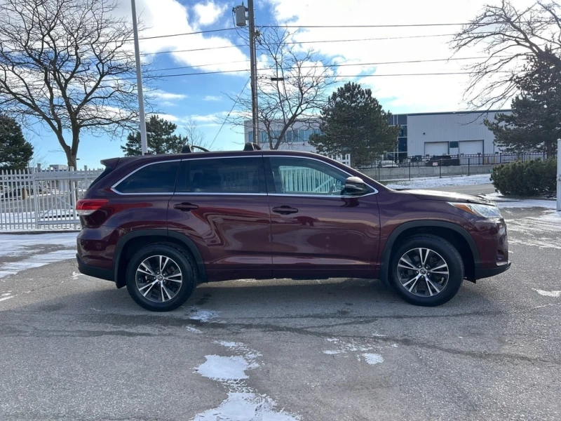 Toyota Highlander * AWD LE PLUS* ФИНАНСИРАНЕ , снимка 4 - Автомобили и джипове - 52707734
