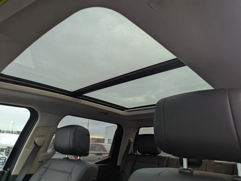 Toyota Tundra * Limited * CARFAX * БЕЗ ПЪРВОНАЧАЛНА ВНОСКА, снимка 12 - Автомобили и джипове - 52877799