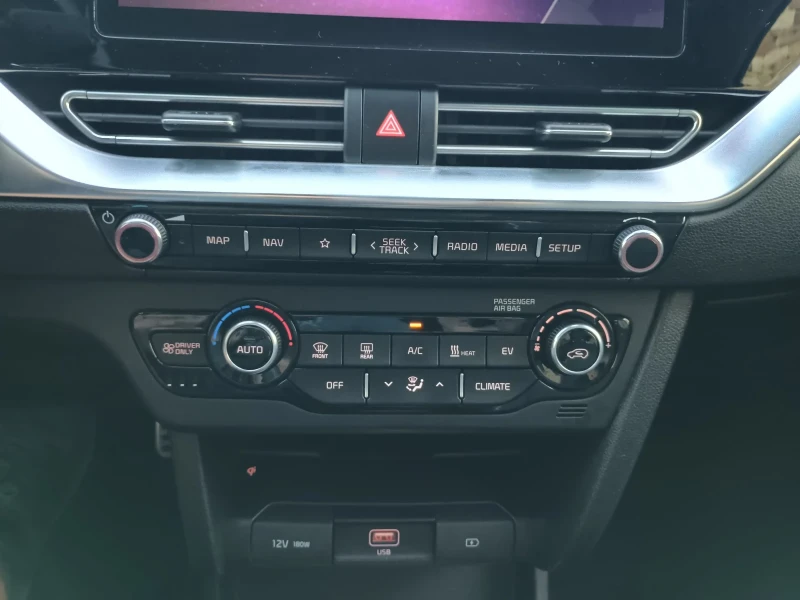 Kia Niro Niro, снимка 4 - Автомобили и джипове - 52977111