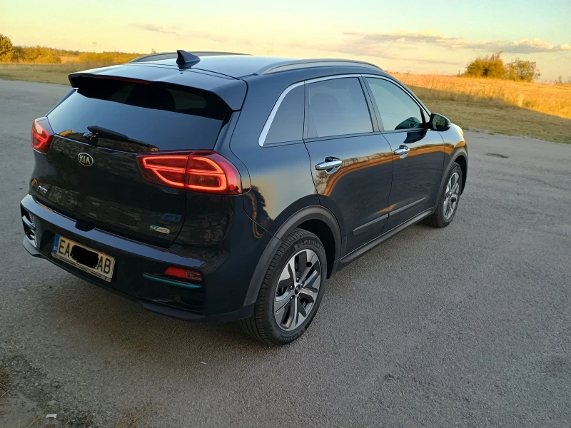 Kia Niro Niro, снимка 12 - Автомобили и джипове - 52977111