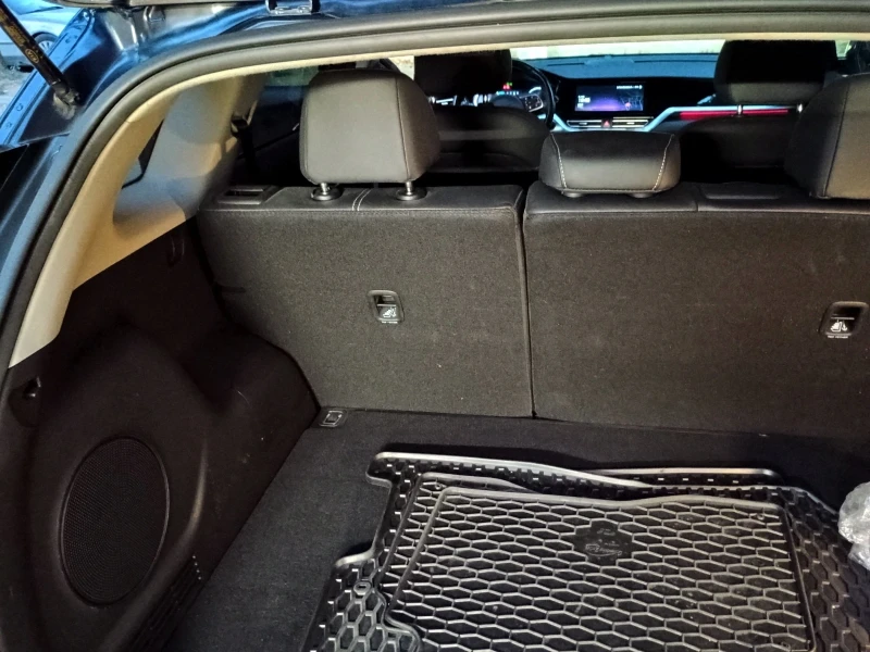 Kia Niro Niro, снимка 6 - Автомобили и джипове - 52977111