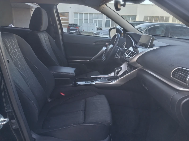 Mitsubishi Eclipse Cross 1.5iT AWD Auto, снимка 8 - Автомобили и джипове - 53274075