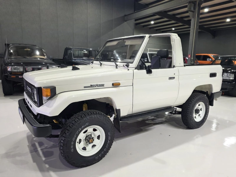 Toyota Land cruiser BJ73, снимка 10 - Автомобили и джипове - 53488030