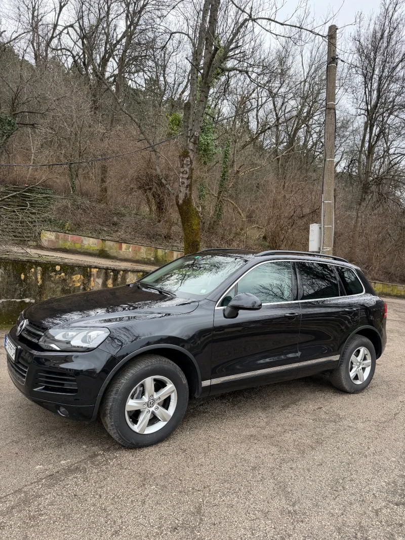 VW Touareg 128000 РЕАЛНИ КИЛОМЕТРИ!!!, снимка 8 - Автомобили и джипове - 53513797