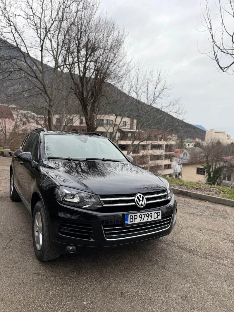 VW Touareg 128000 РЕАЛНИ КИЛОМЕТРИ!!!, снимка 3 - Автомобили и джипове - 53513797