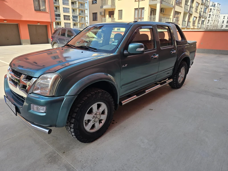 Isuzu D-max, снимка 3 - Автомобили и джипове - 53540418