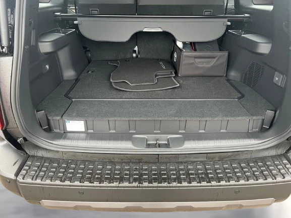 Toyota Land cruiser 2.8 D-4D = NEW = Executive Гаранция, снимка 10 - Автомобили и джипове - 53562822