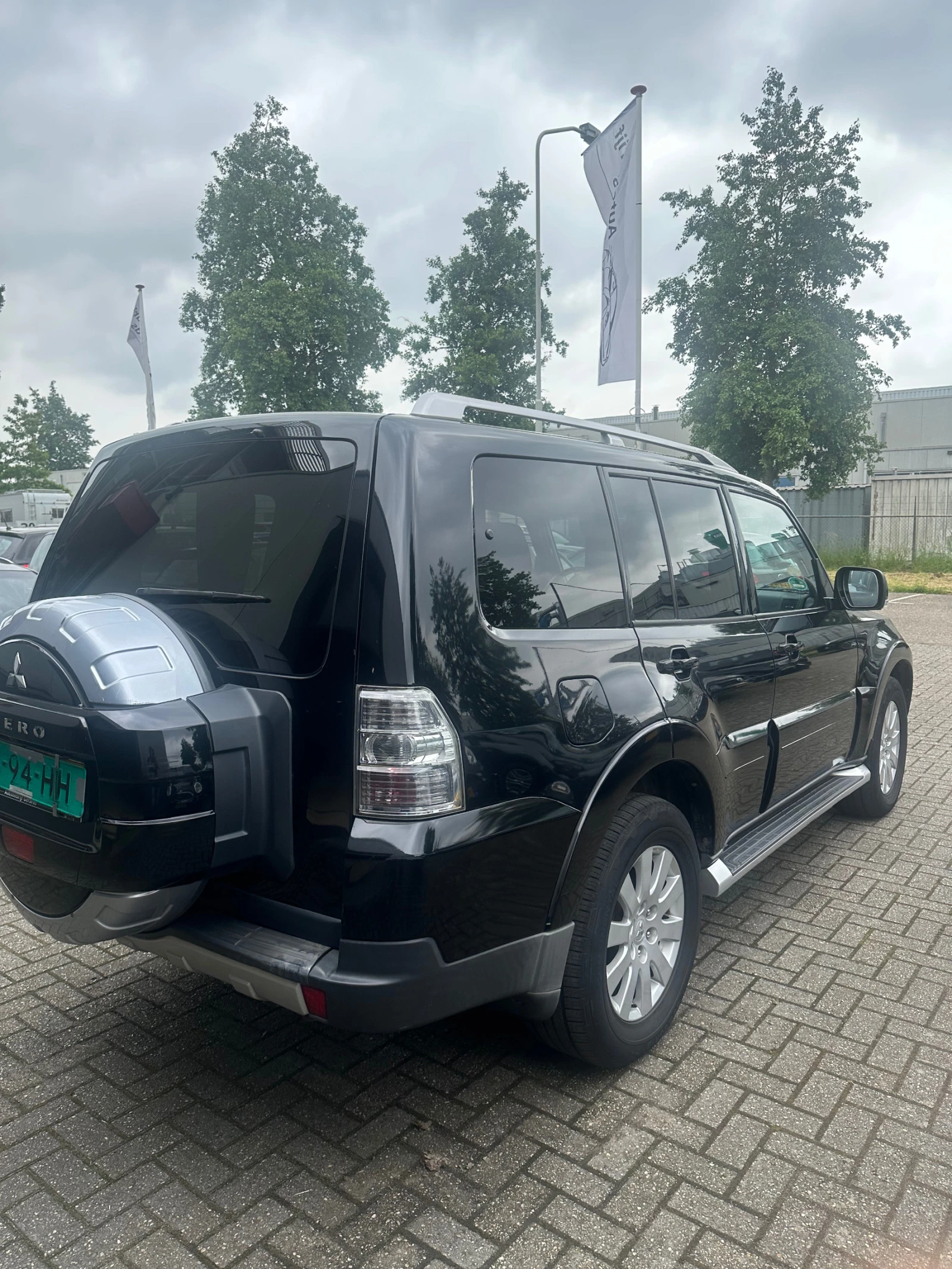 Mitsubishi Pajero 3.2 DI-D Instyle Airco Cruise, Navi  - изображение 3