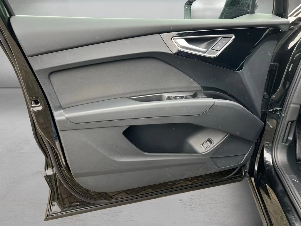 Audi Q4 35 e-TRON/S-LINE/MATRIX/CAM/NAVI/157D | Mobile.bg   11