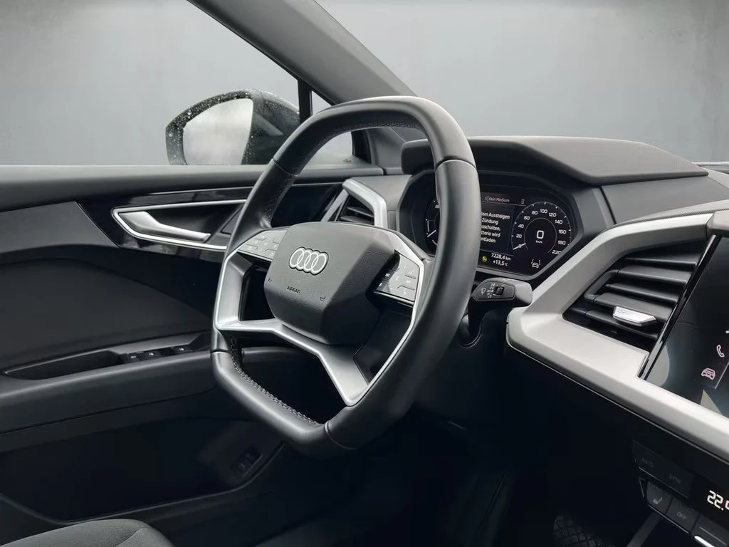 Audi Q4 35 e-TRON/S-LINE/MATRIX/CAM/NAVI/157D - изображение 9