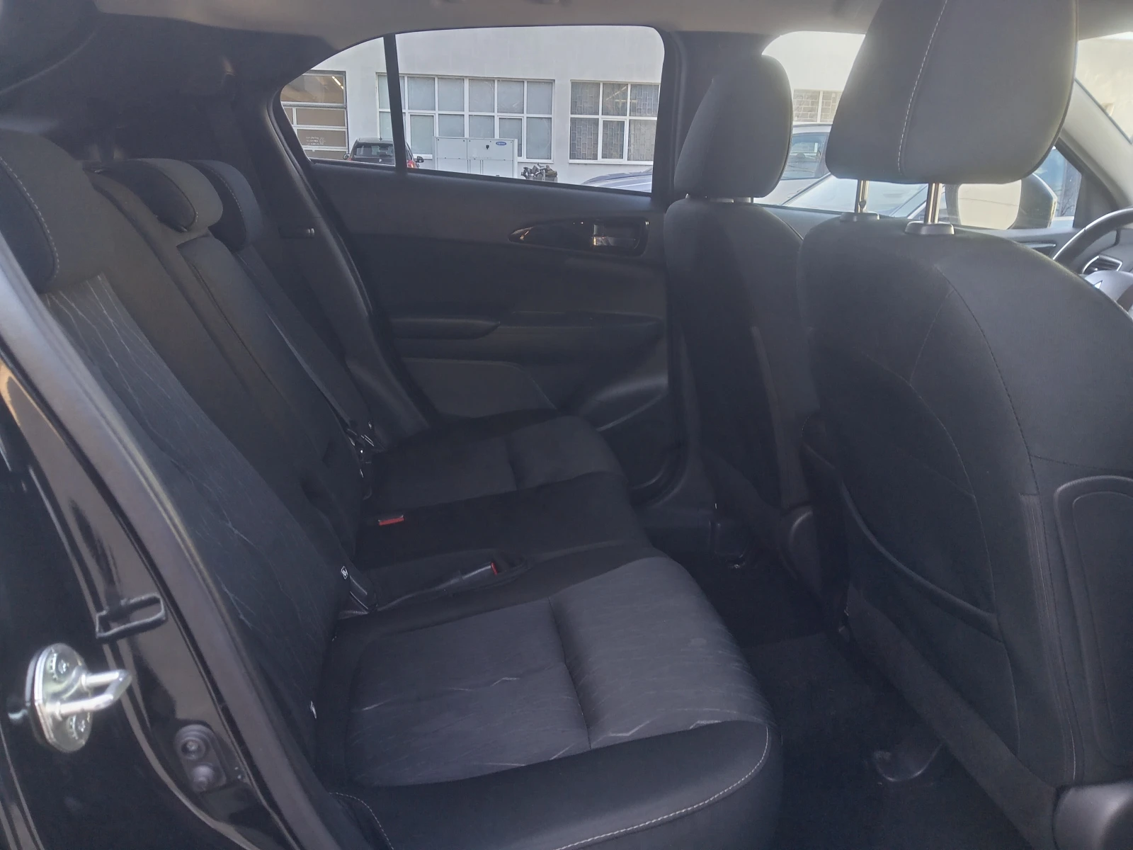 Mitsubishi Eclipse Cross 1.5iT AWD Auto - изображение 9