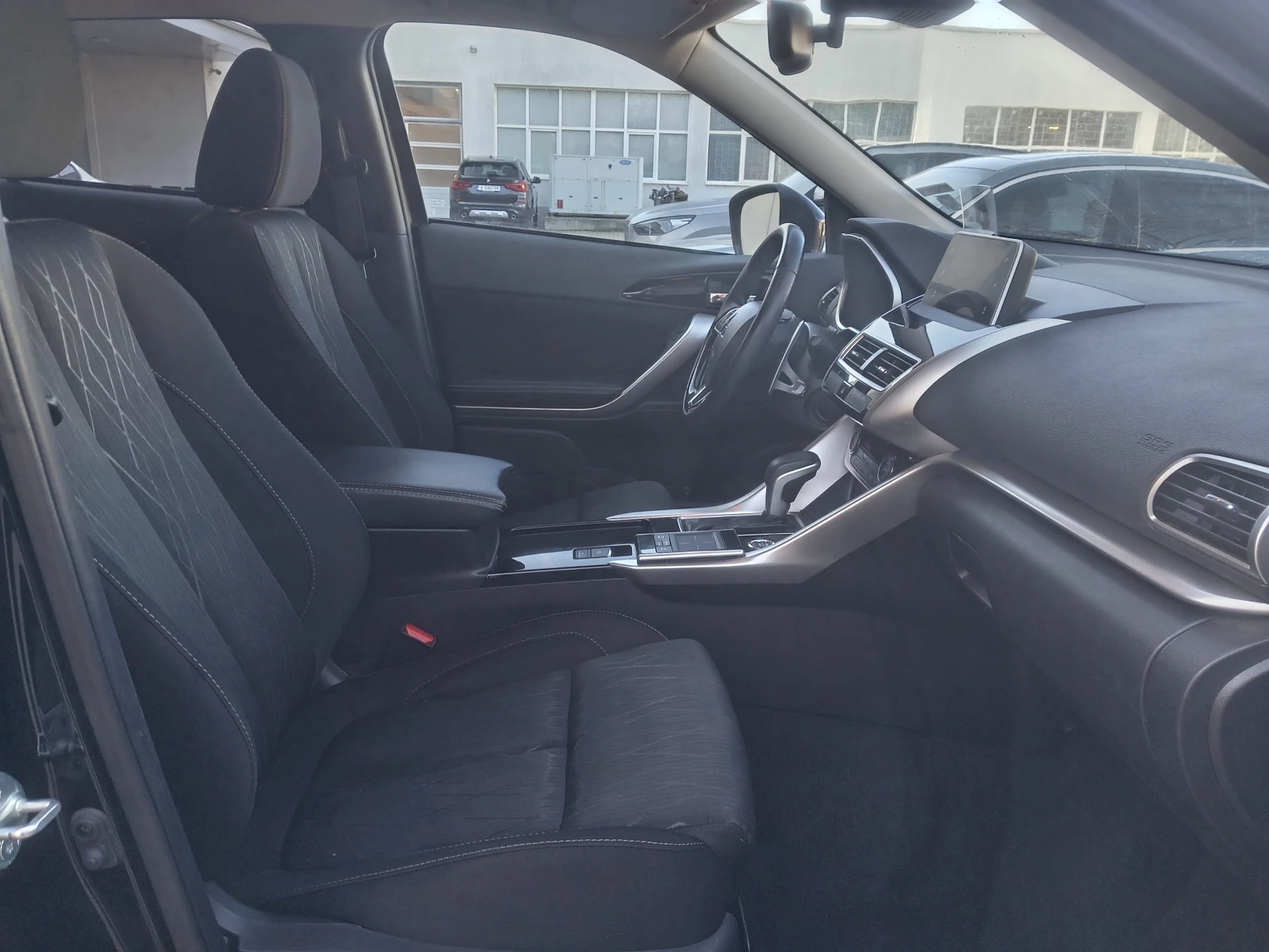 Mitsubishi Eclipse Cross 1.5iT AWD Auto - изображение 8