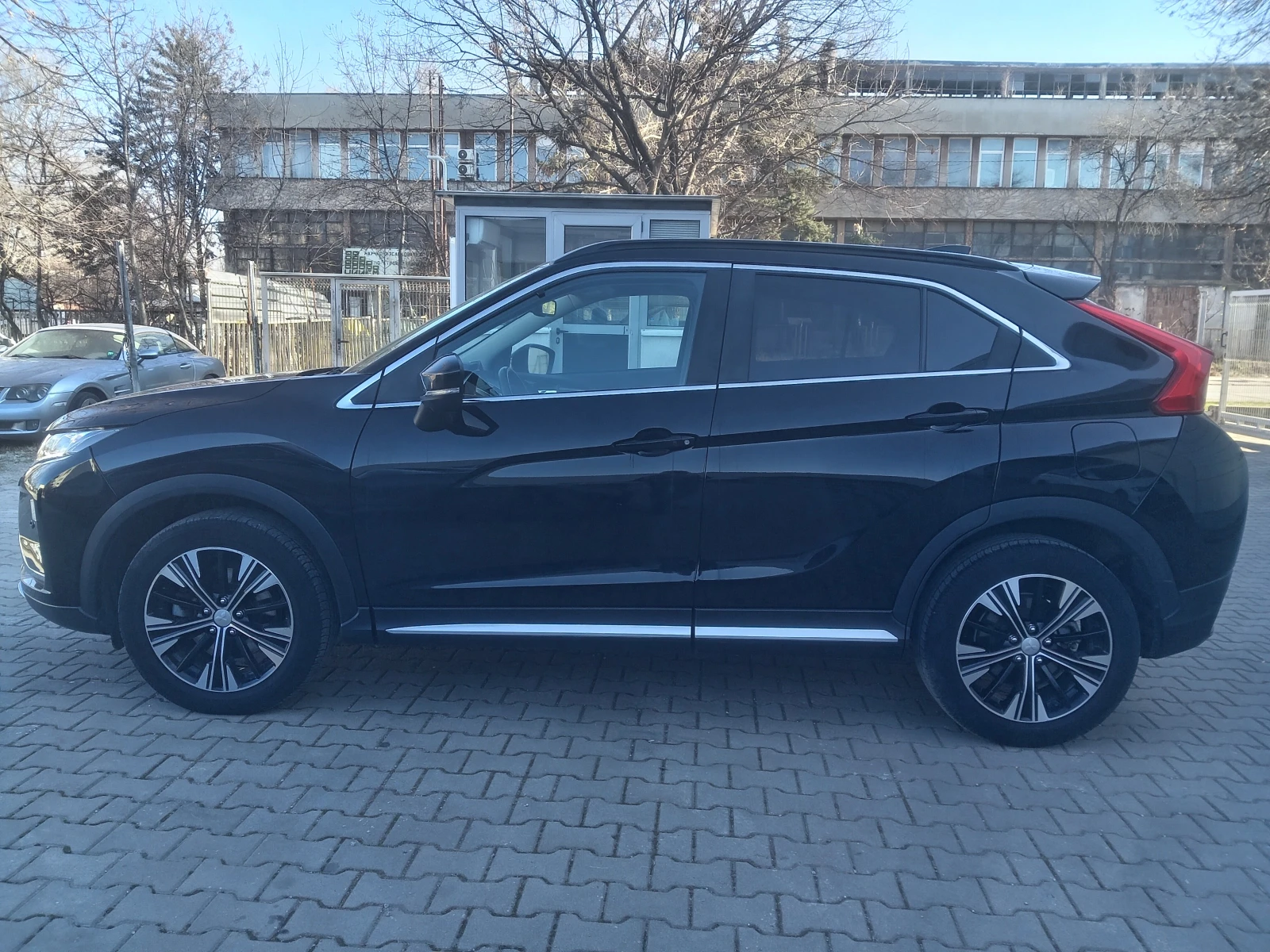 Mitsubishi Eclipse Cross 1.5iT AWD Auto - изображение 5