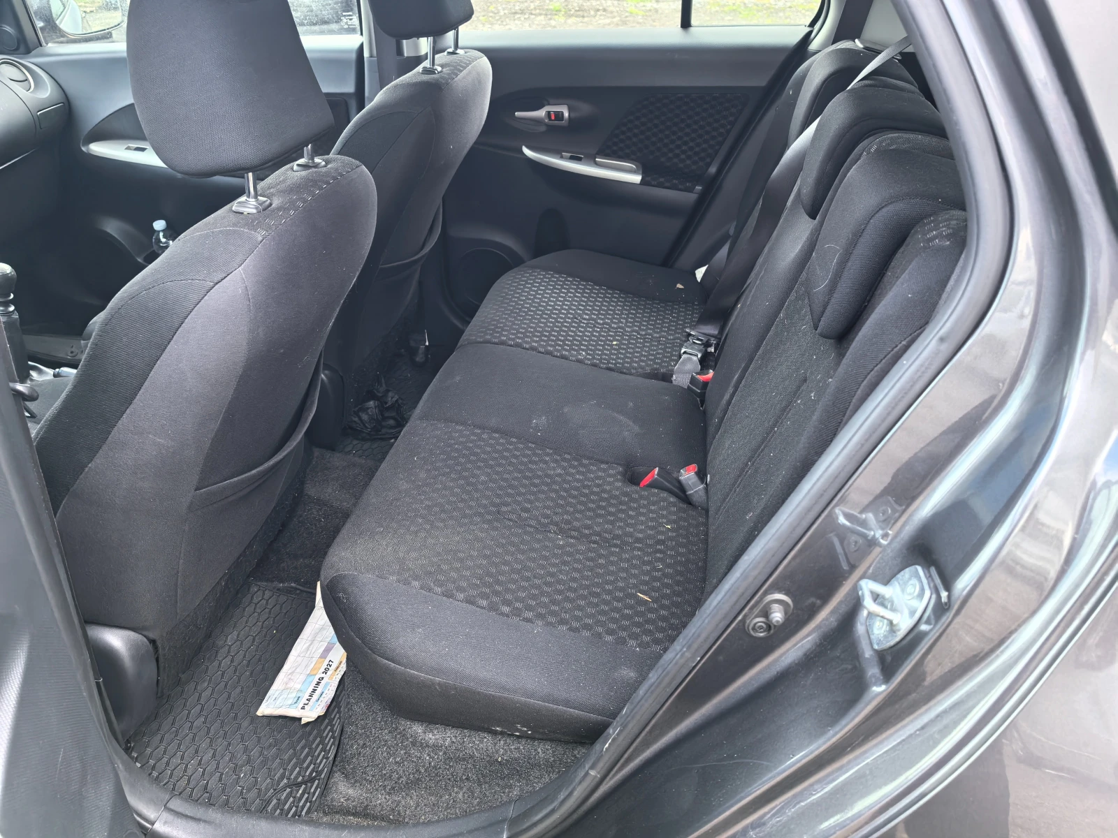 Toyota Urban Cruiser 1.4 D4D 4x4, снимка 5 - Автомобили и джипове - 54006066