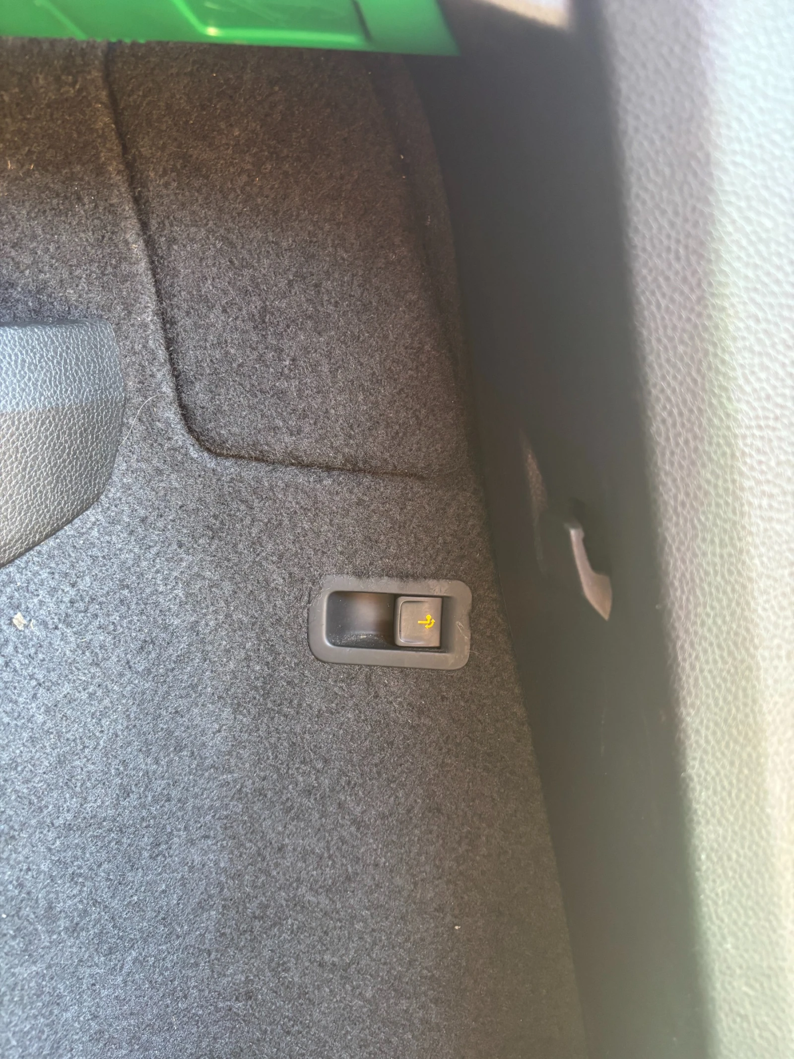 Skoda Karoq 1.6 TDI Full LED | Mobile.bg � ����������� 12