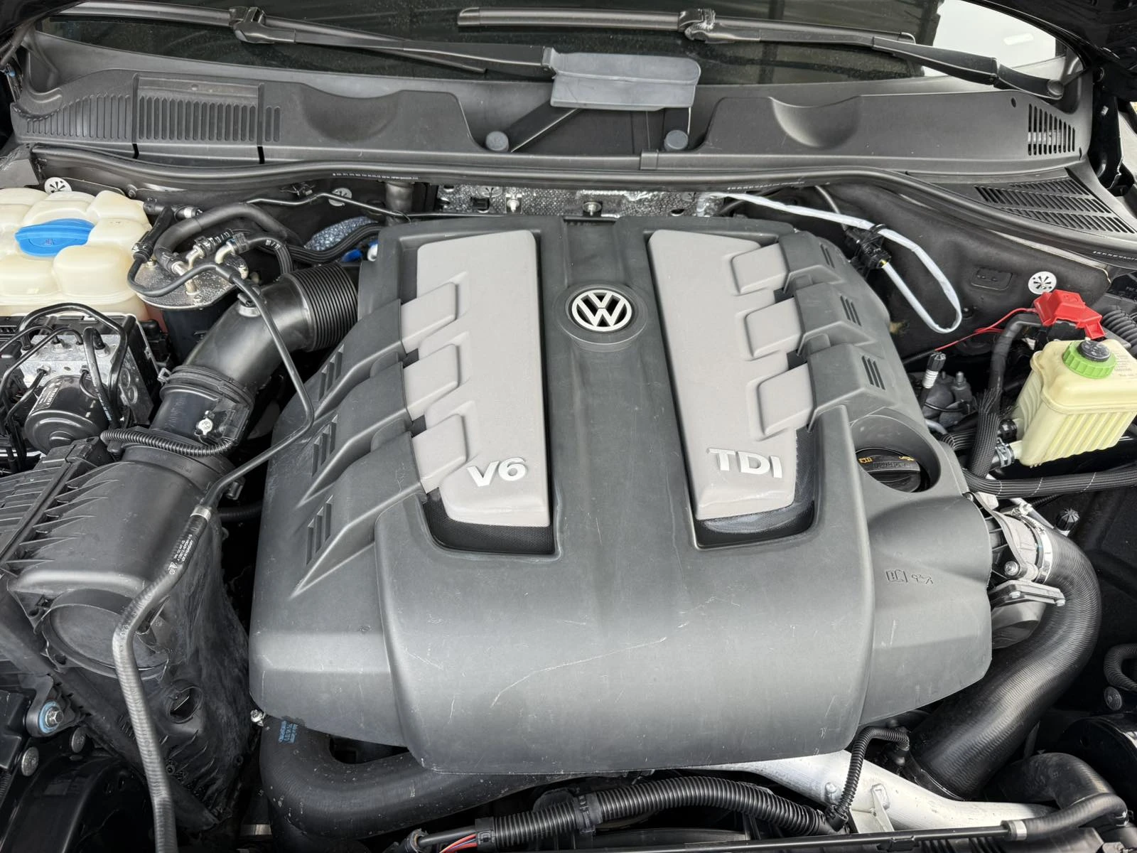 VW Touareg 3.0TDI 245к.с., снимка 17 - Автомобили и джипове - 54667462