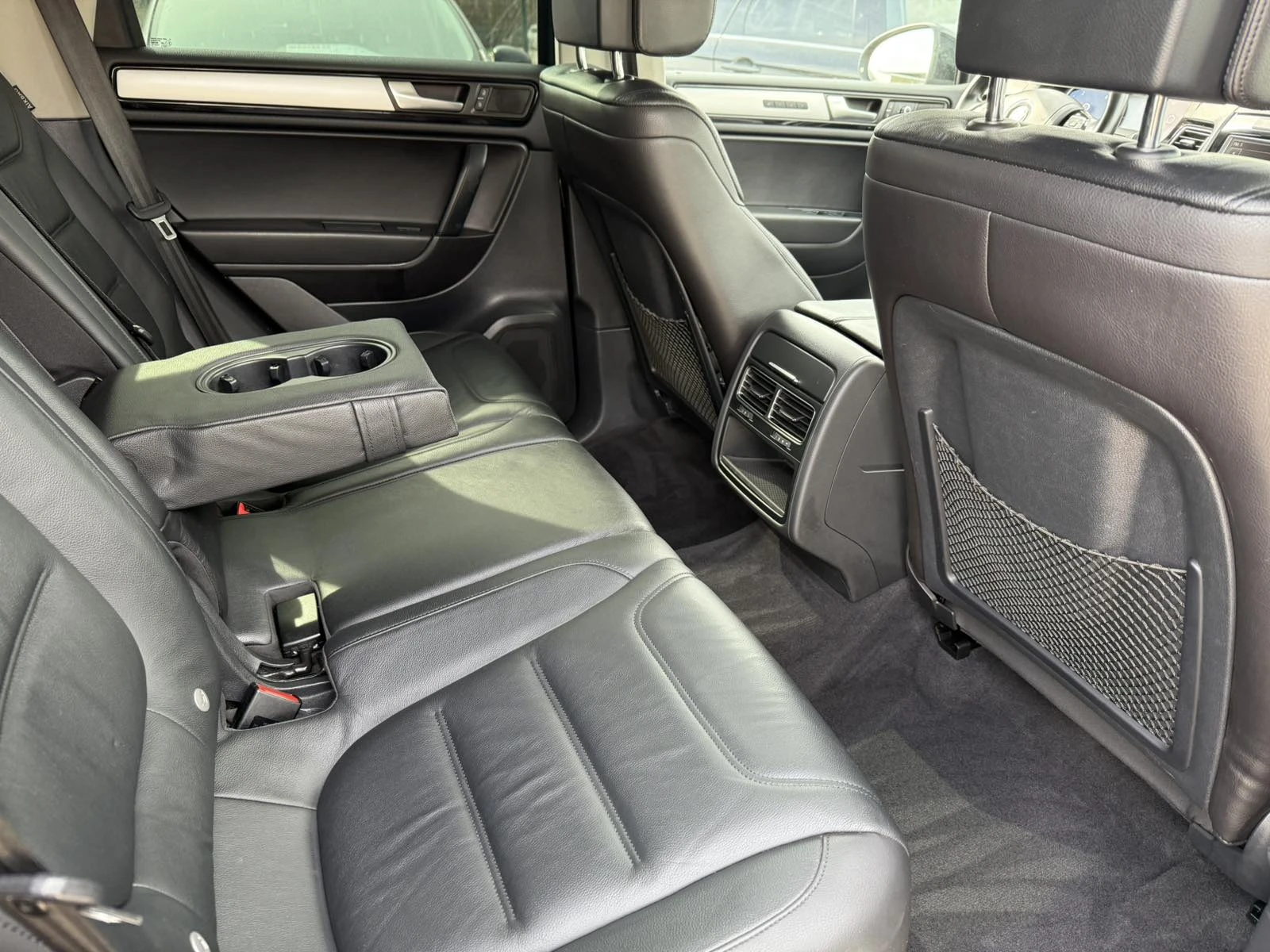 VW Touareg 3.0TDI 245к.с., снимка 13 - Автомобили и джипове - 54667462